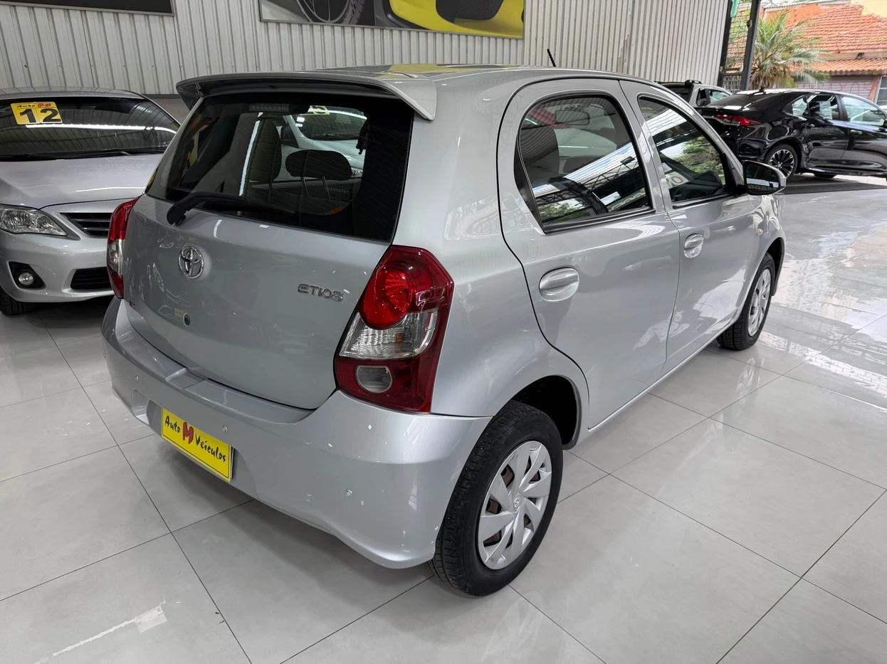 TOYOTA ETIOS
