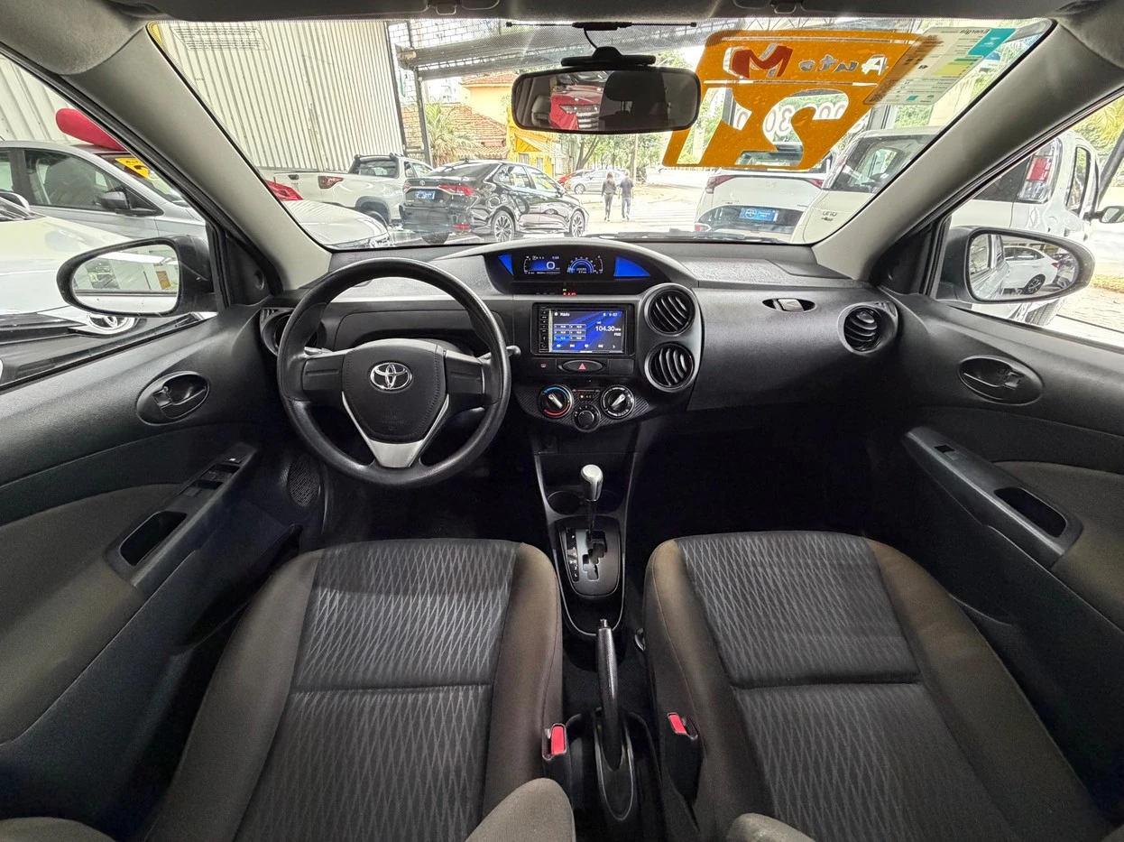 TOYOTA ETIOS