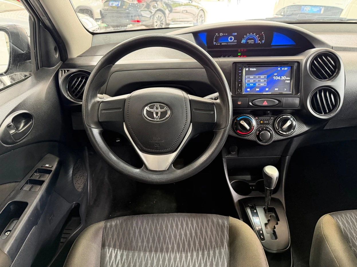 TOYOTA ETIOS