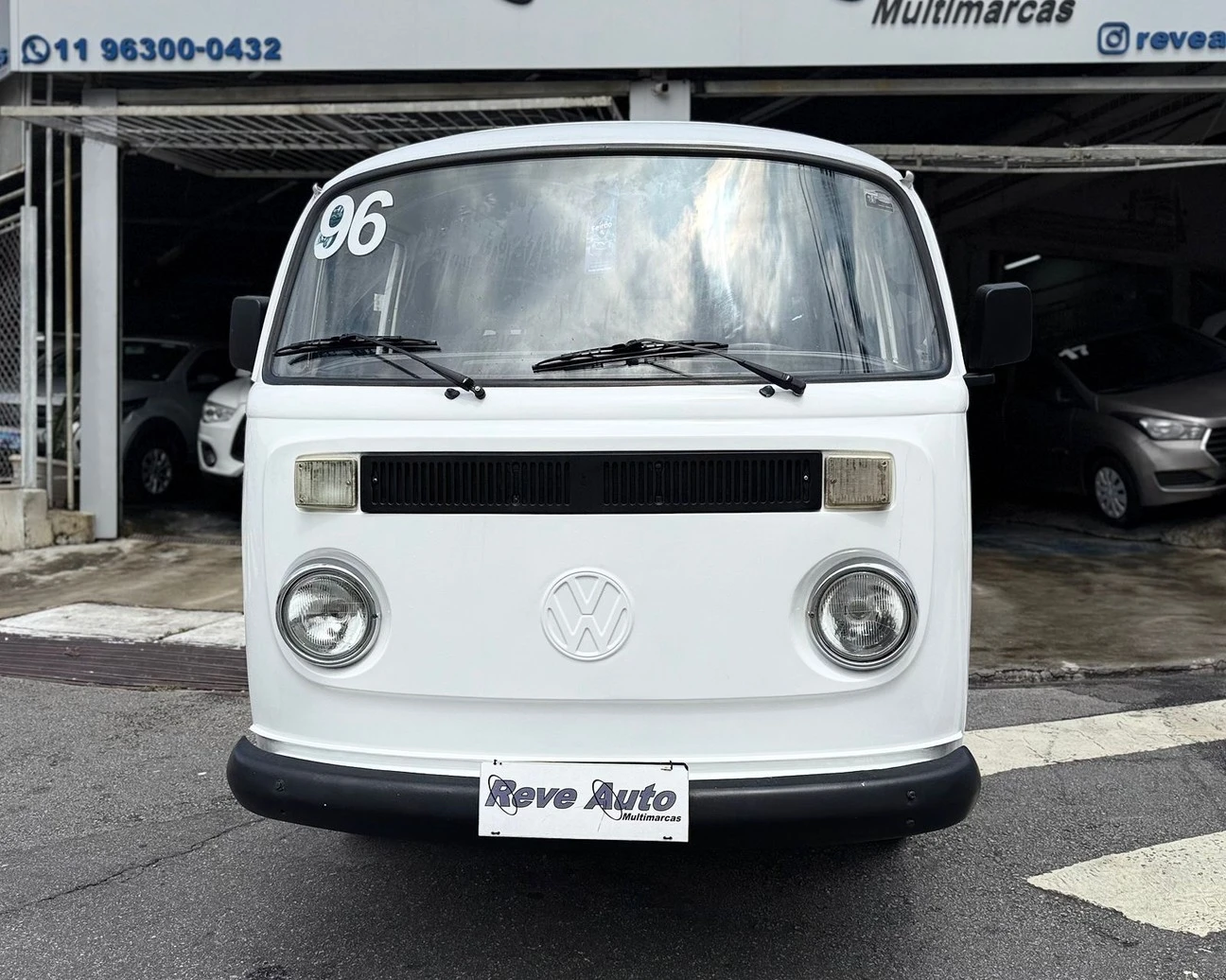 VOLKSWAGEN KOMBI