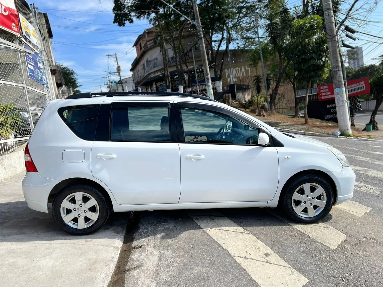 NISSAN LIVINA