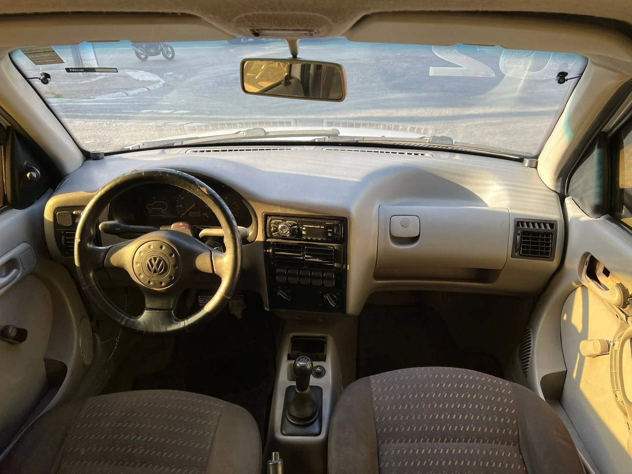VOLKSWAGEN GOL