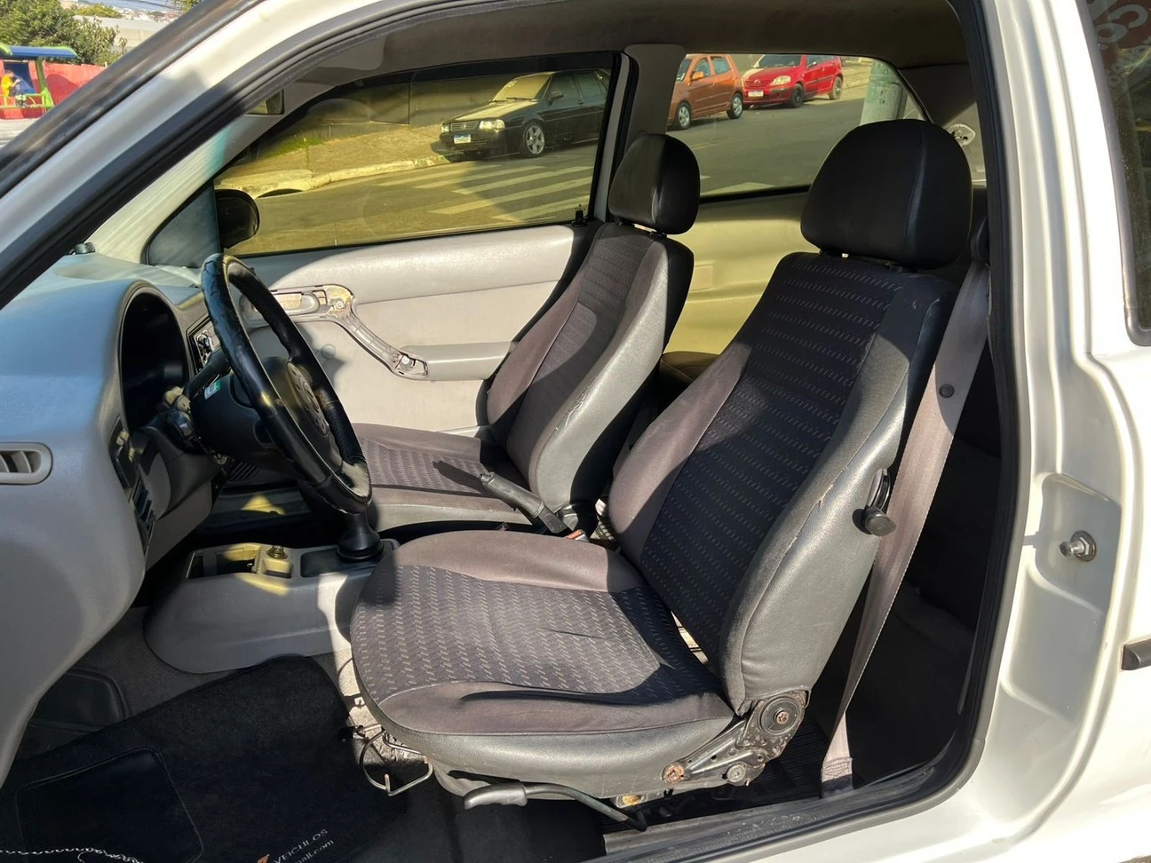 VOLKSWAGEN GOL