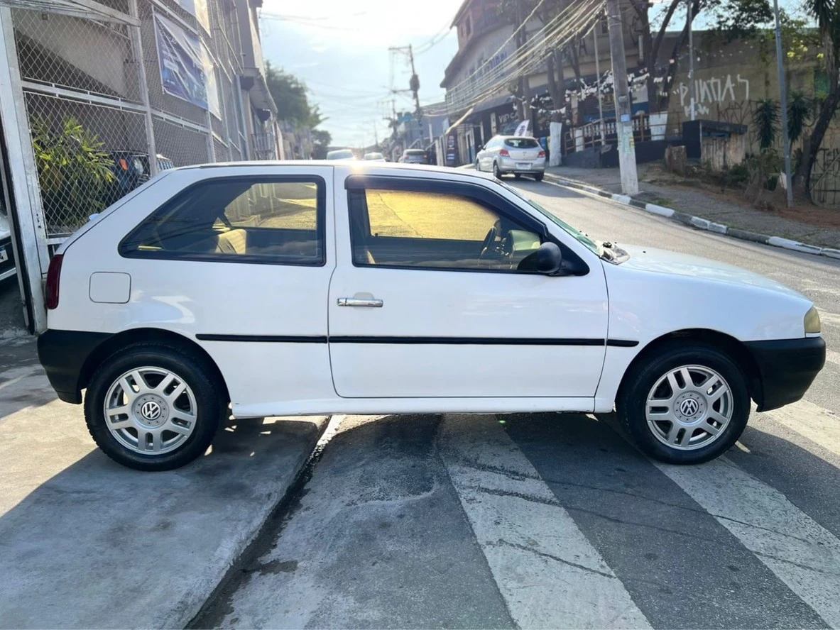 VOLKSWAGEN GOL
