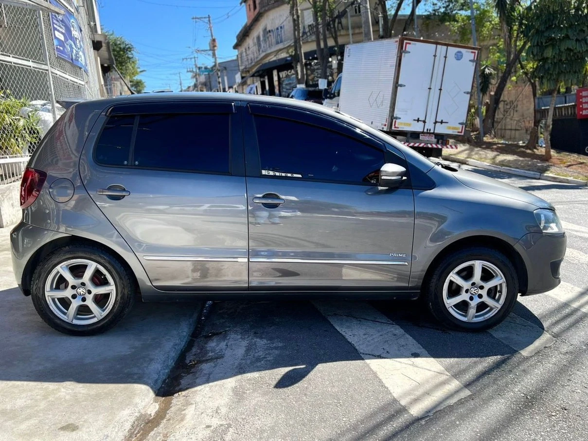 VOLKSWAGEN FOX