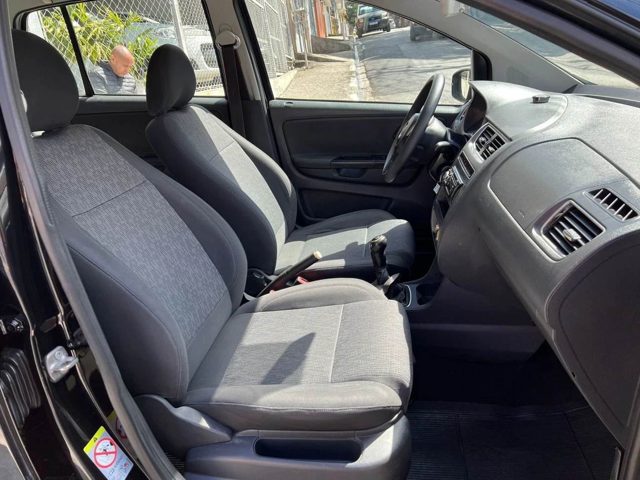 VOLKSWAGEN FOX