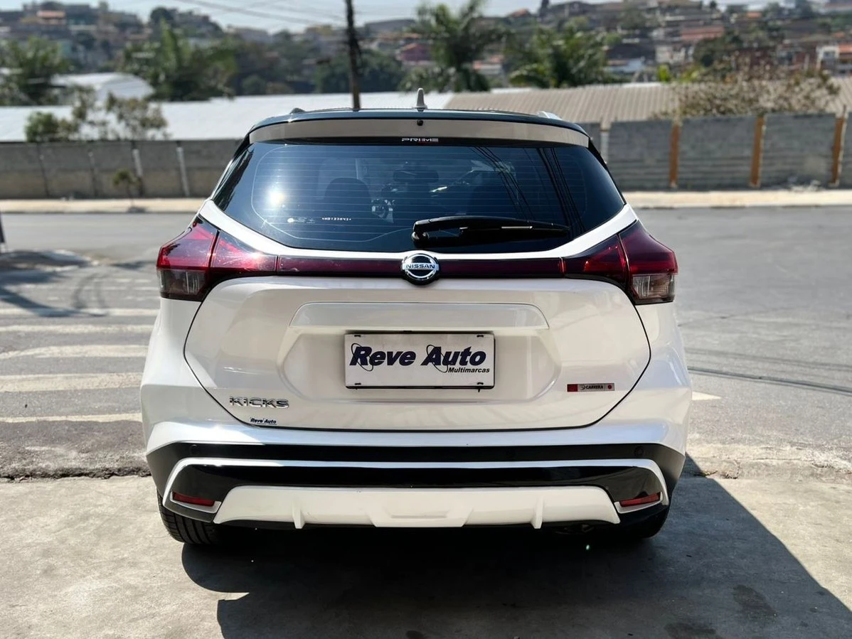 NISSAN KICKS