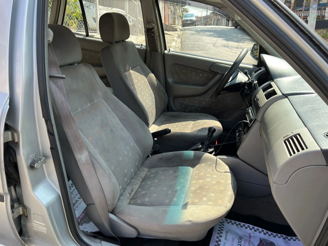 VOLKSWAGEN GOL