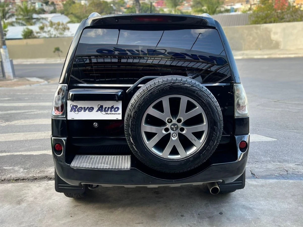 MITSUBISHI PAJERO TR4