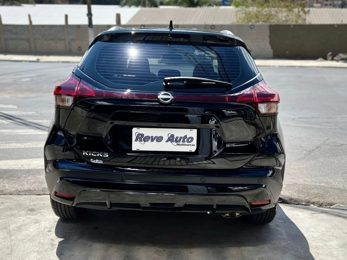 NISSAN KICKS