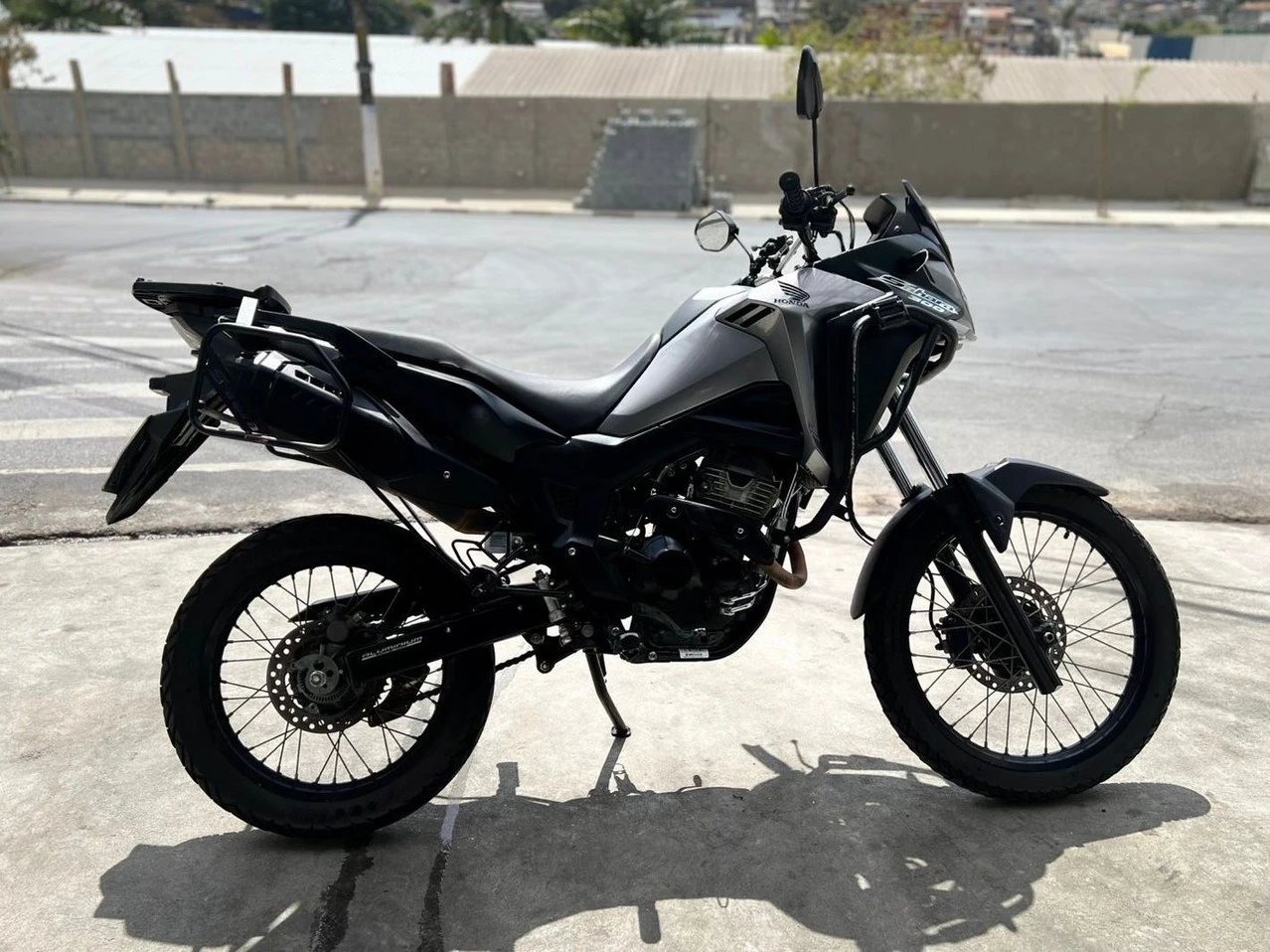 HONDA XRE 300