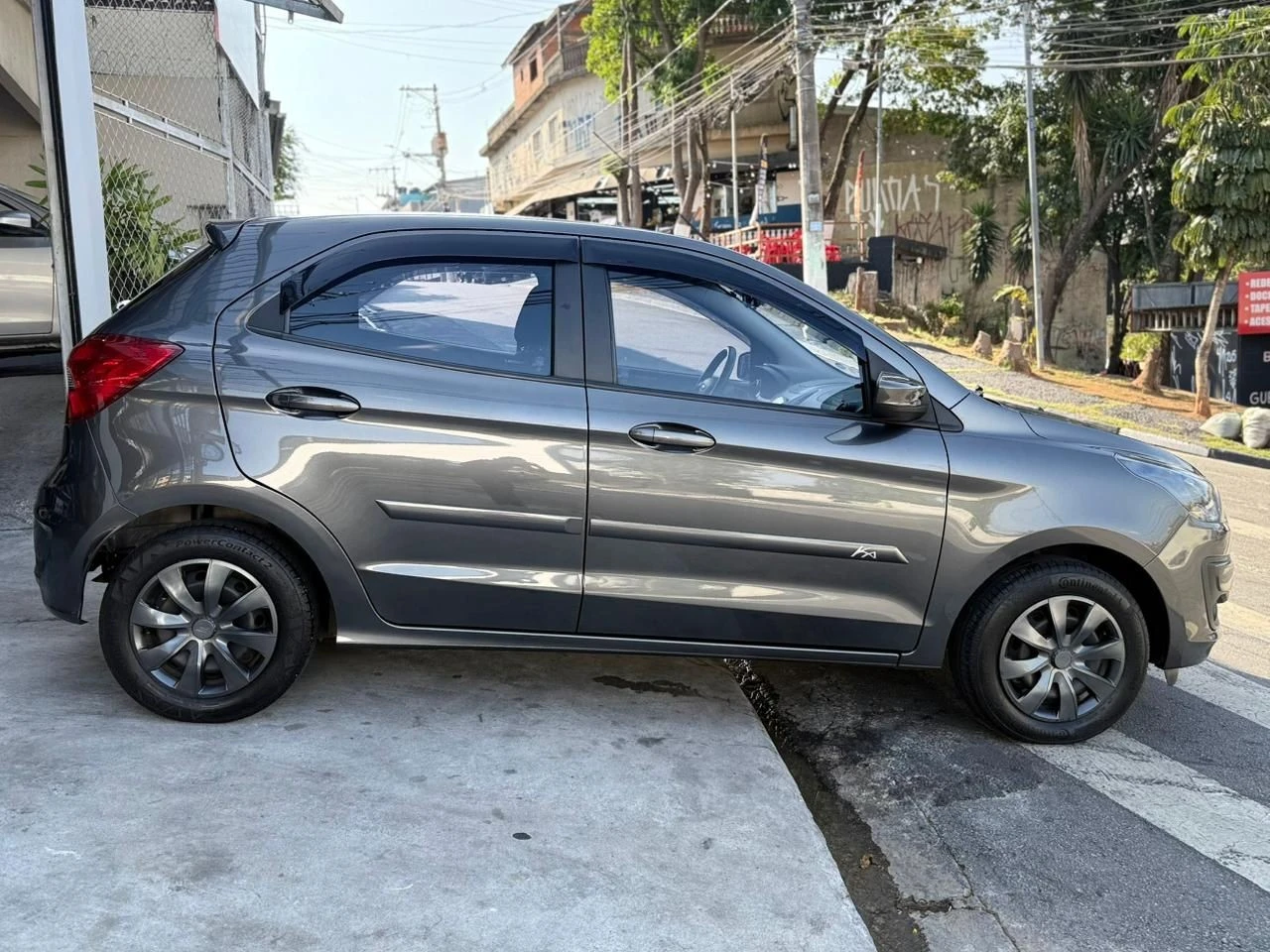 FORD KA