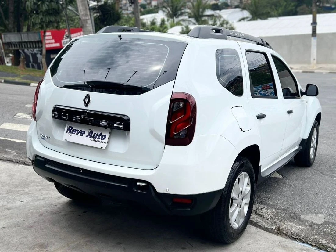 RENAULT DUSTER