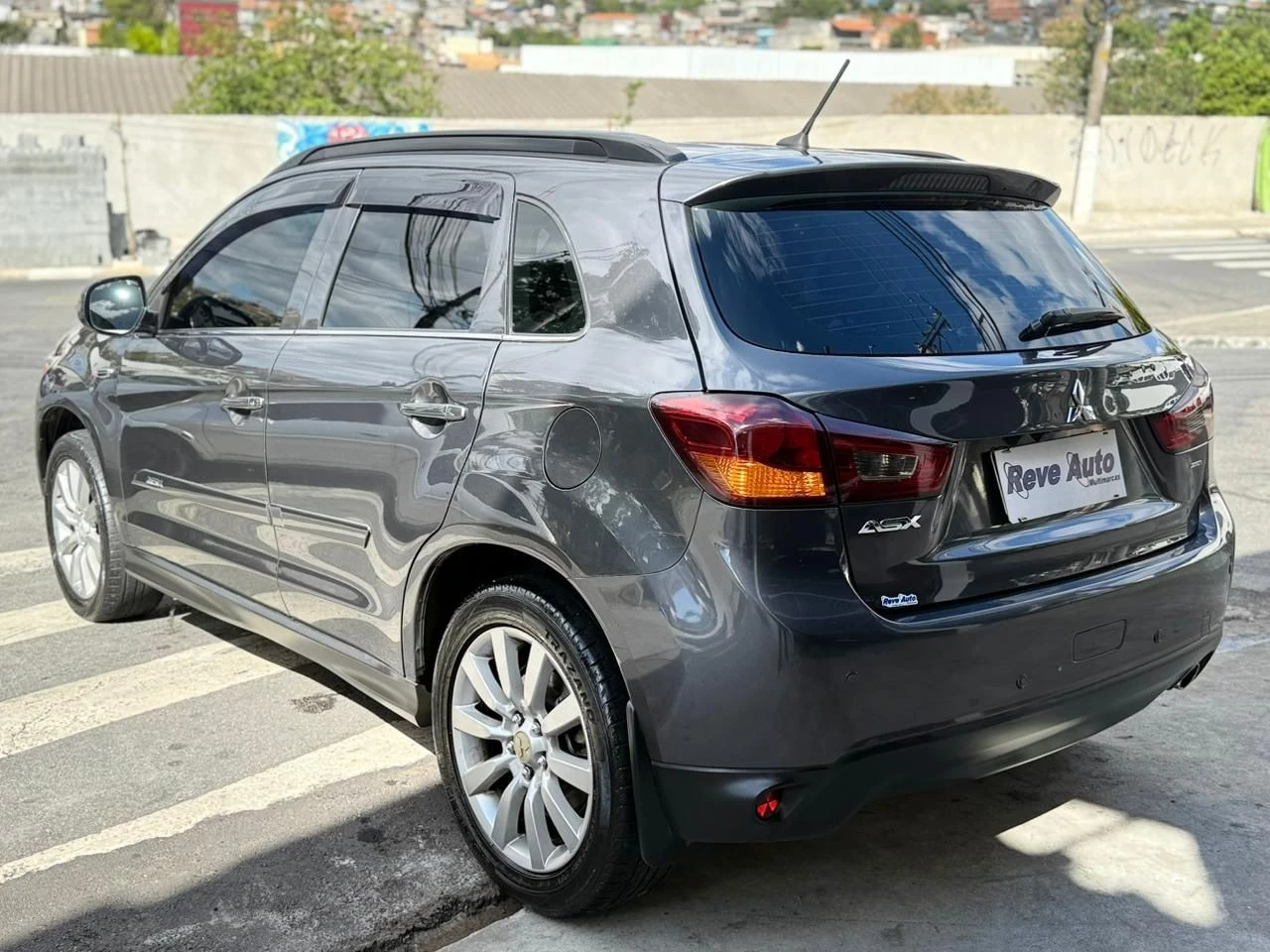 MITSUBISHI ASX