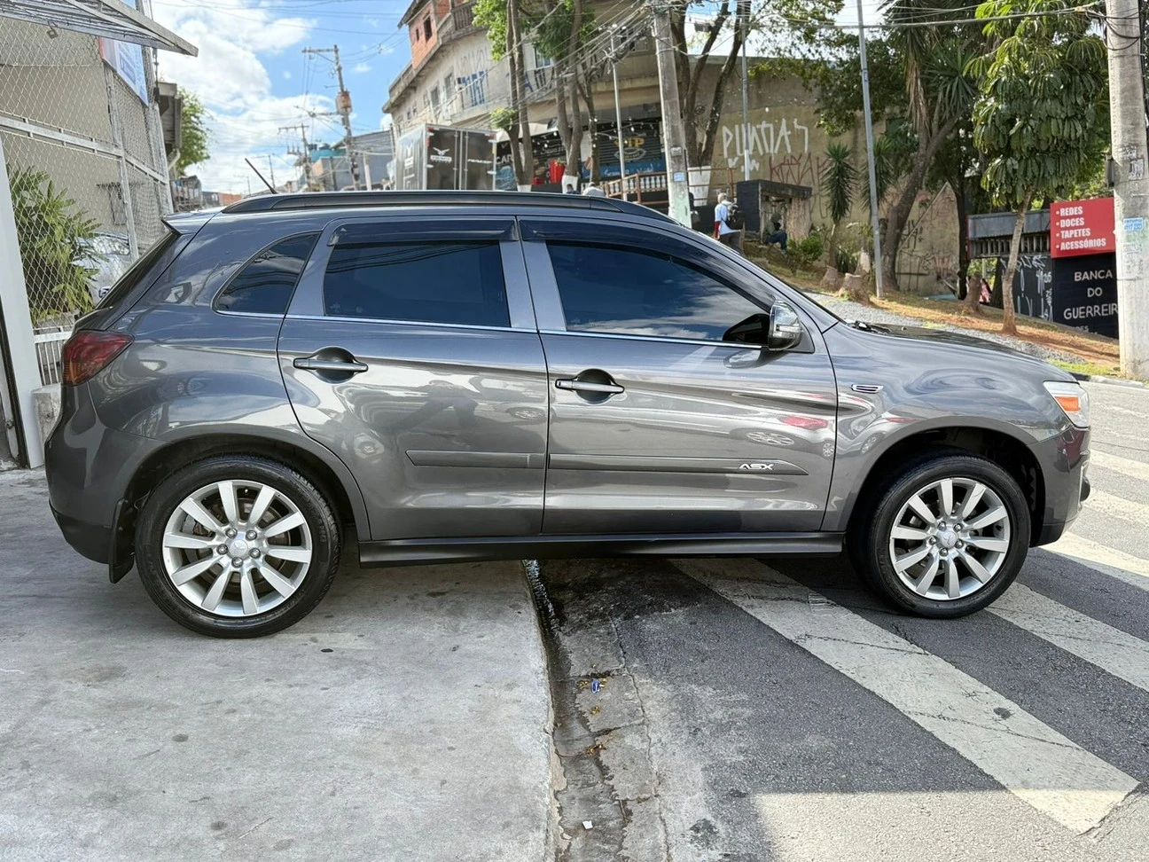 MITSUBISHI ASX