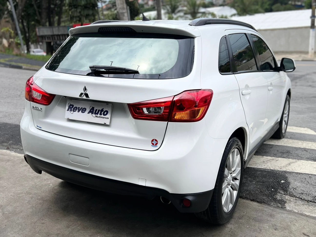 MITSUBISHI ASX