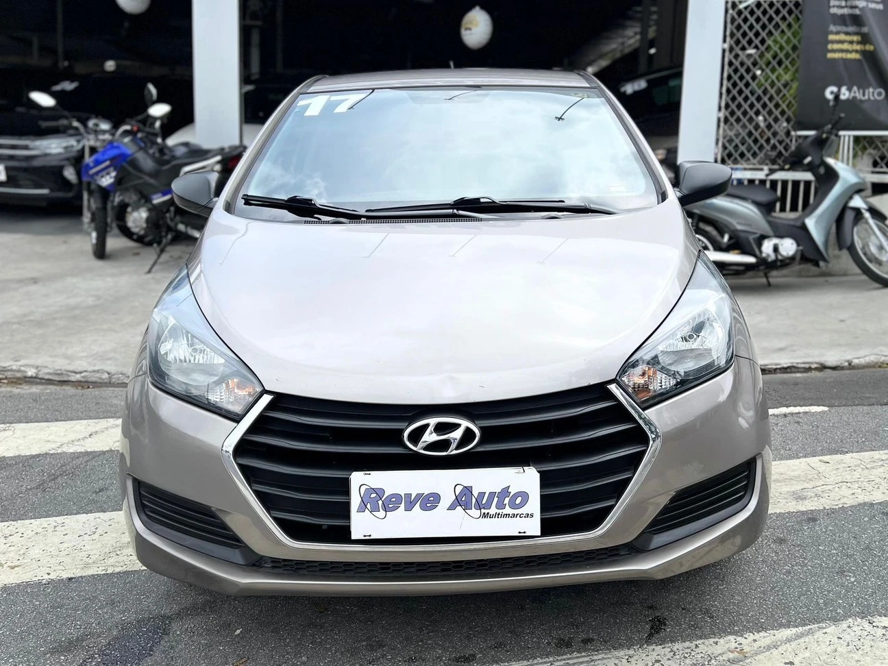 HYUNDAI HB20