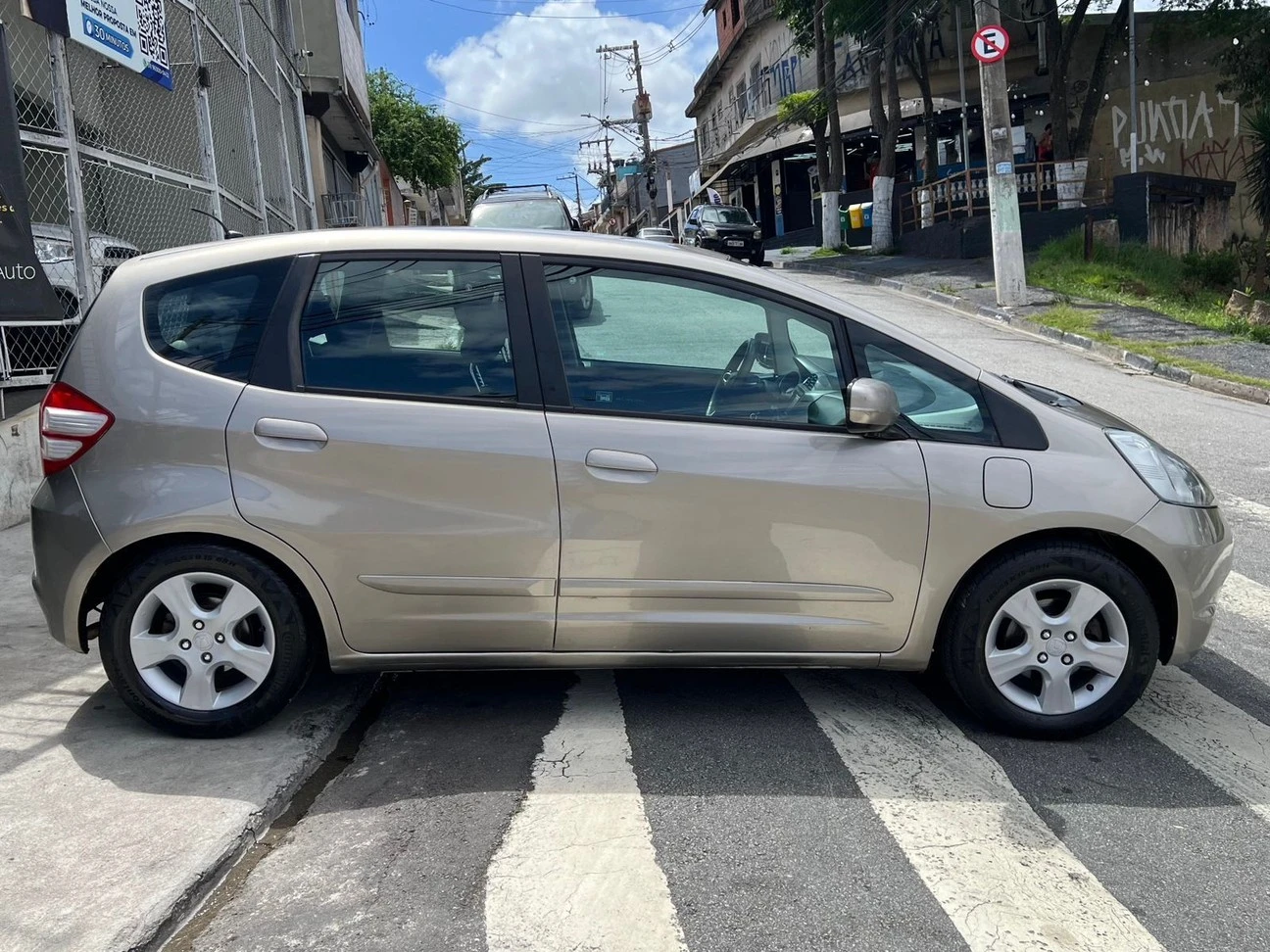 HONDA FIT