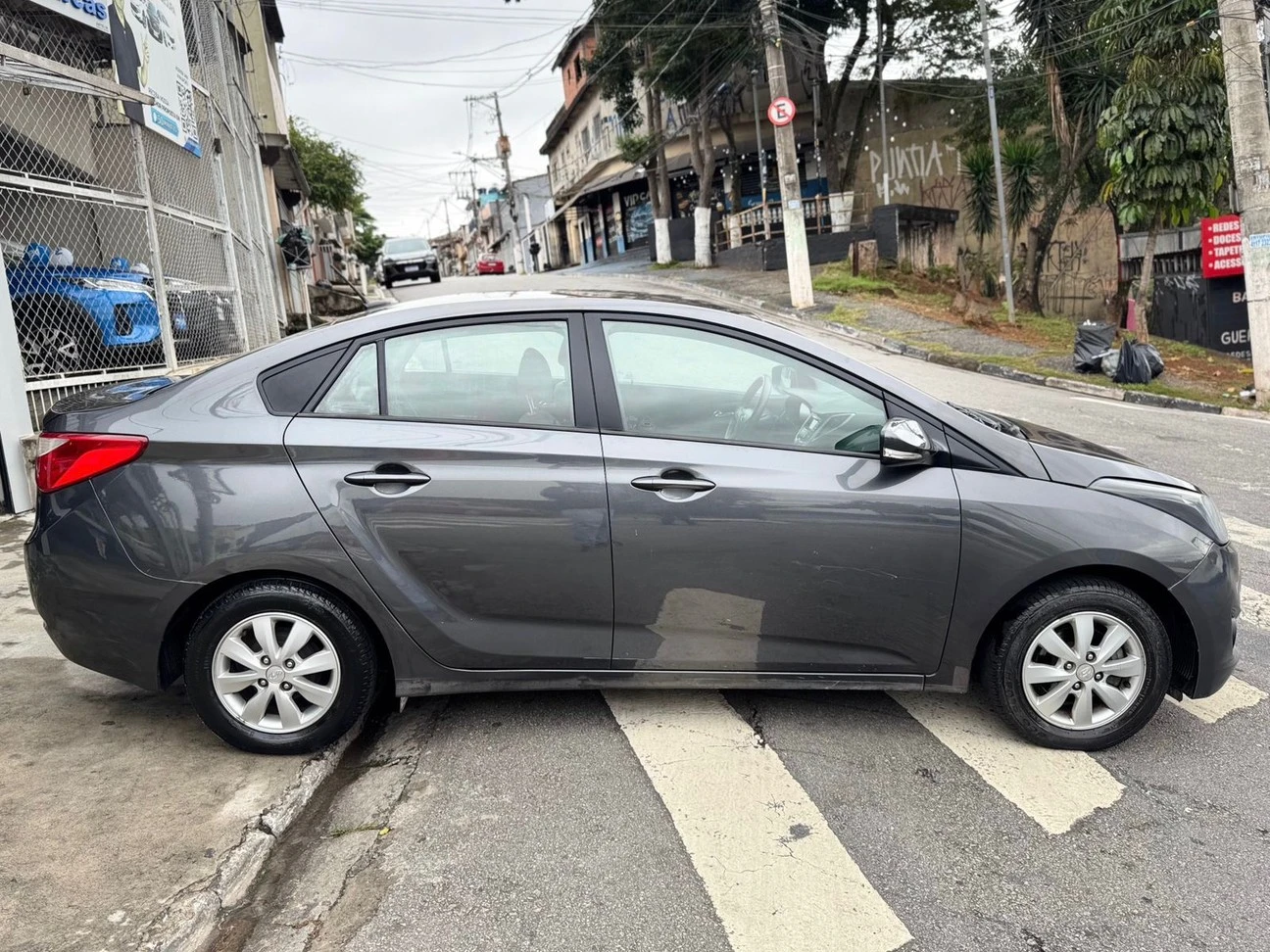 HYUNDAI HB20S