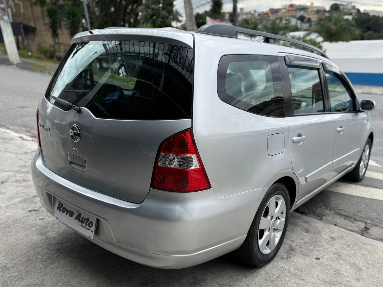 NISSAN GRAND LIVINA
