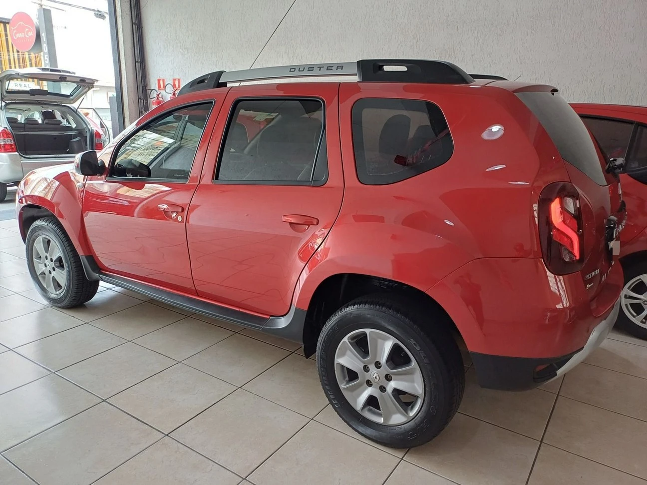RENAULT DUSTER