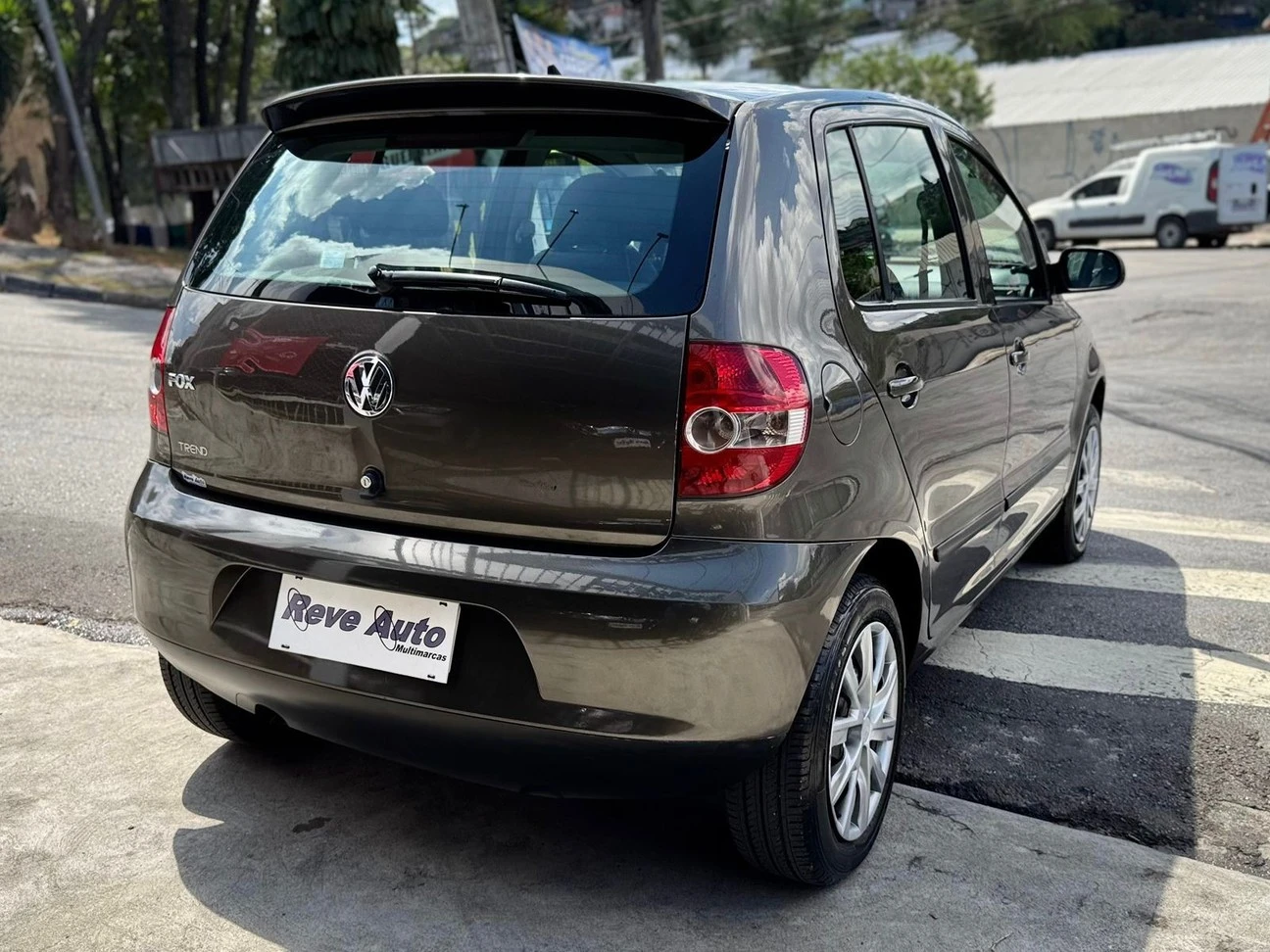 VOLKSWAGEN FOX