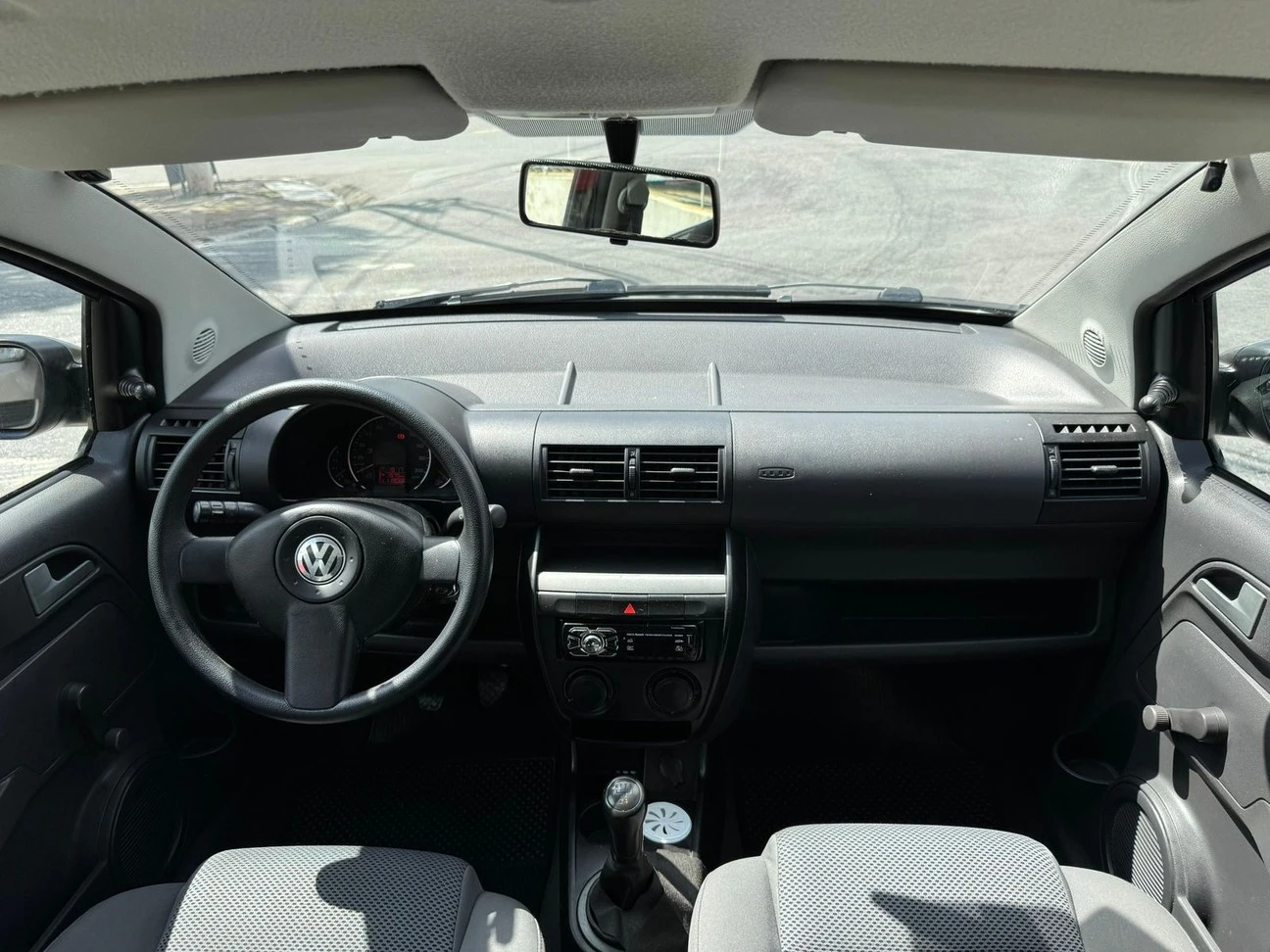 VOLKSWAGEN FOX