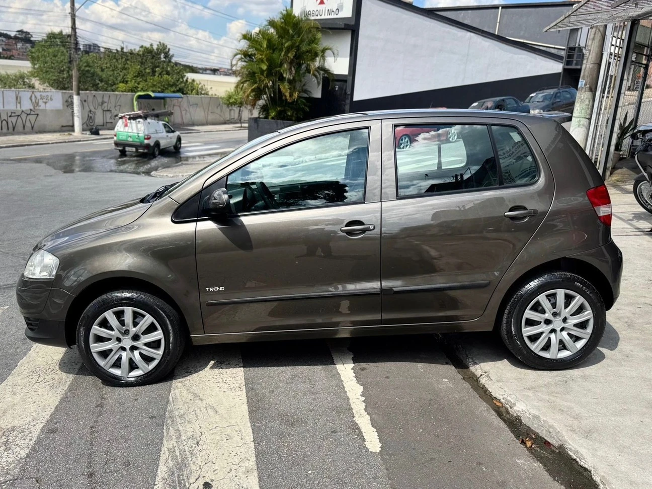 VOLKSWAGEN FOX