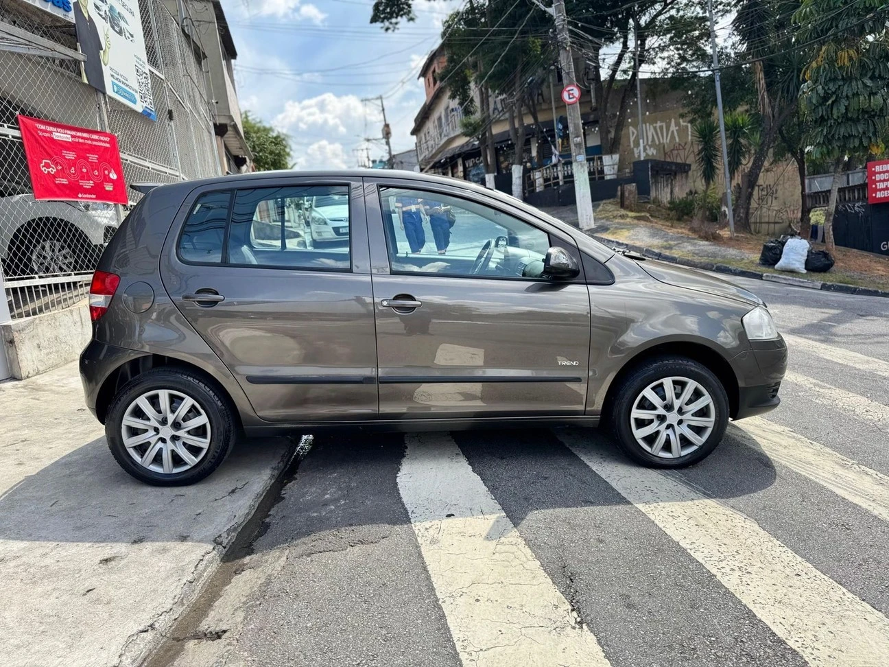 VOLKSWAGEN FOX
