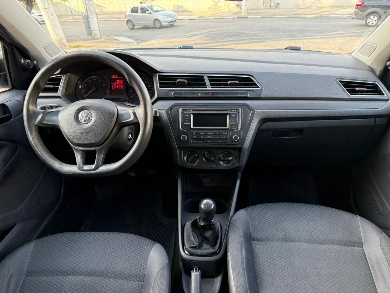 VOLKSWAGEN VOYAGE