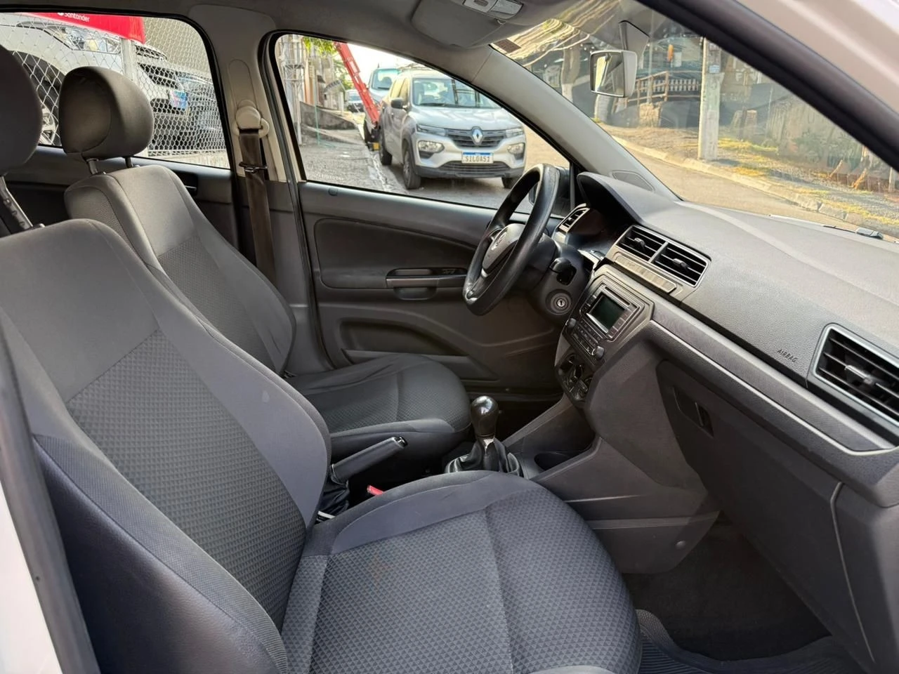 VOLKSWAGEN VOYAGE