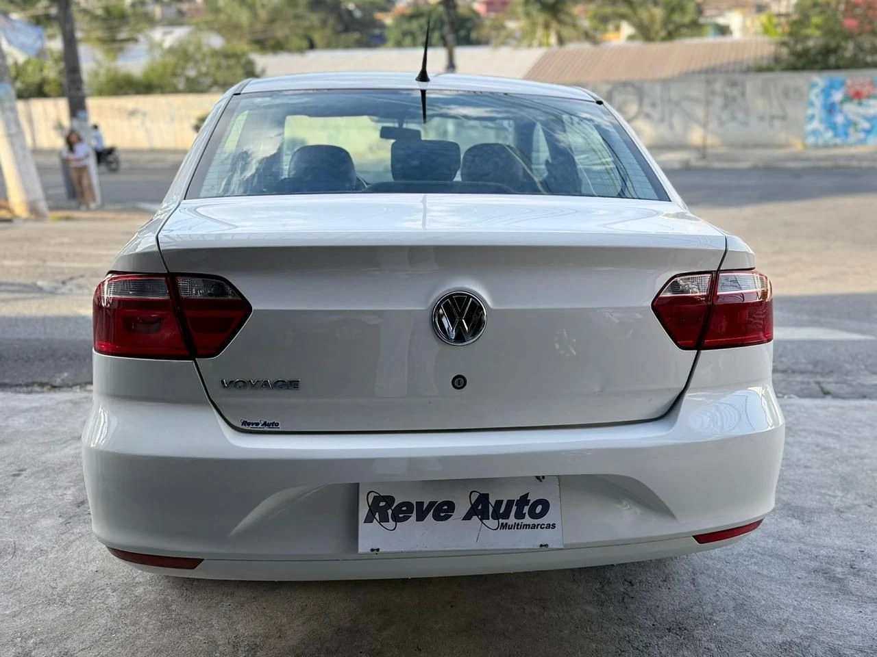 VOLKSWAGEN VOYAGE