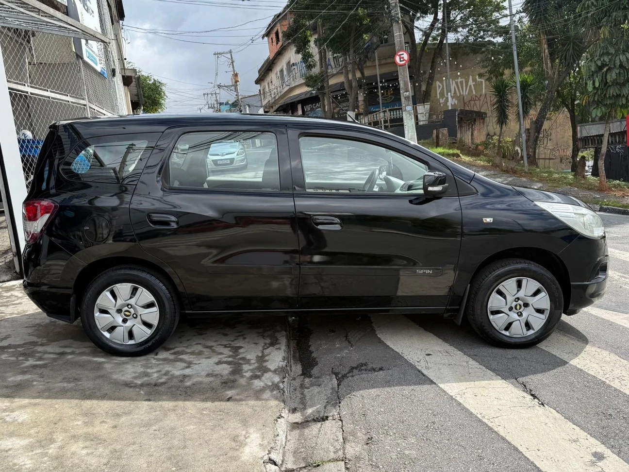 CHEVROLET SPIN