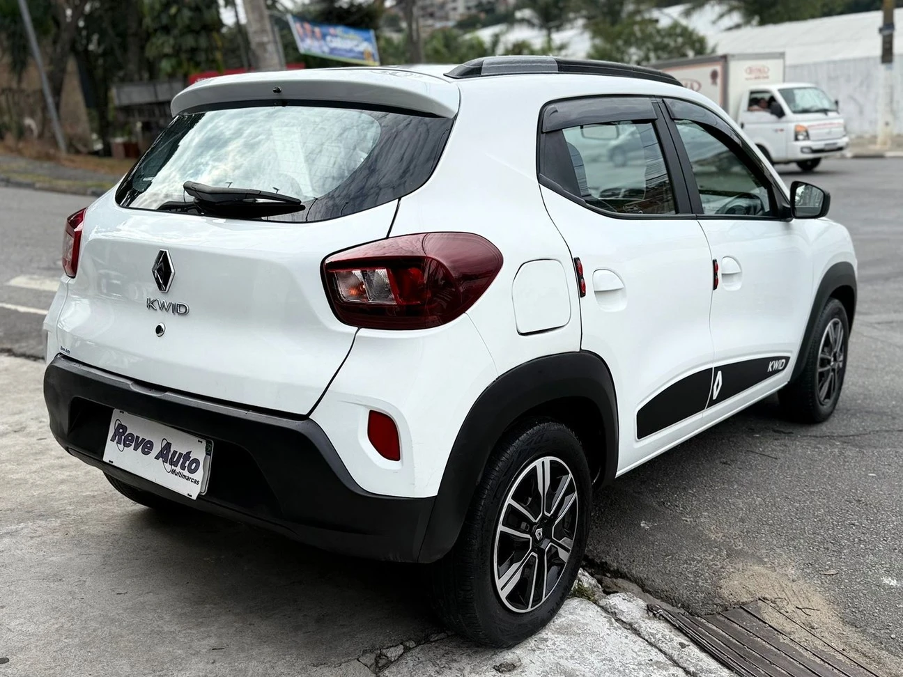 RENAULT KWID