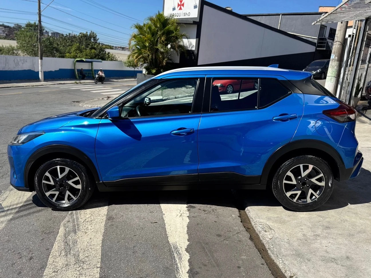 NISSAN KICKS