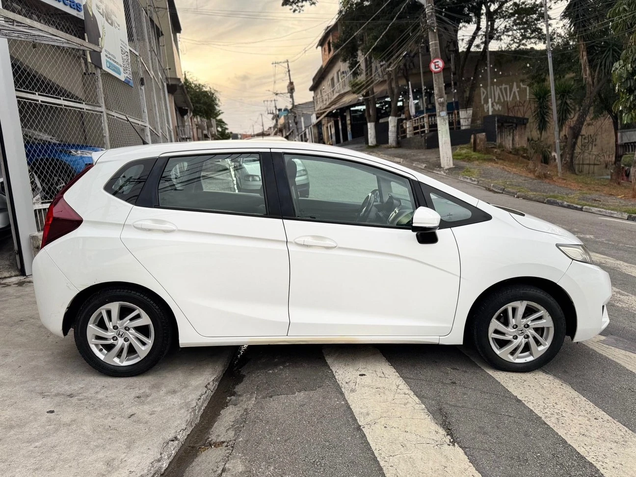 HONDA FIT