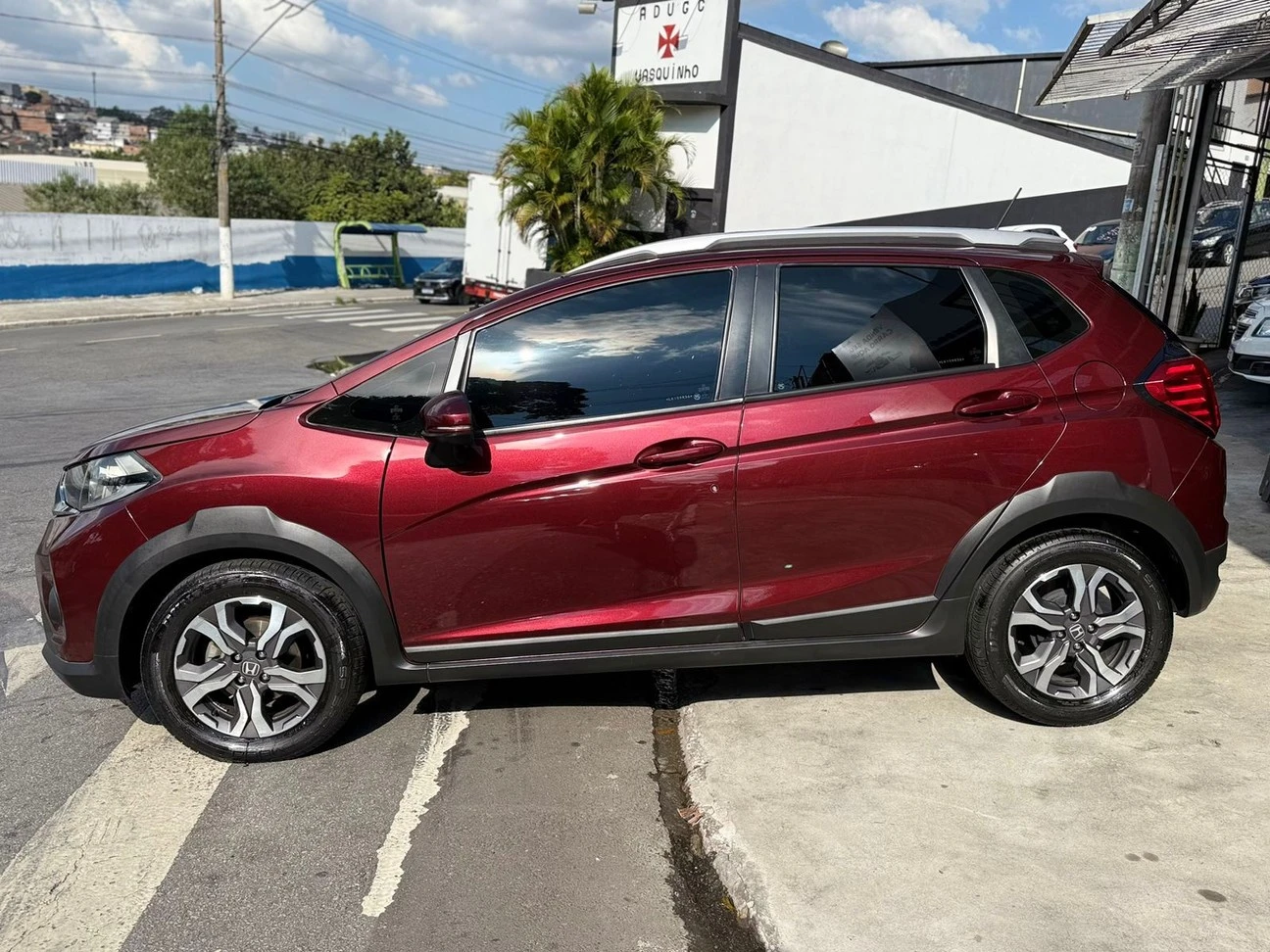 HONDA WR-V