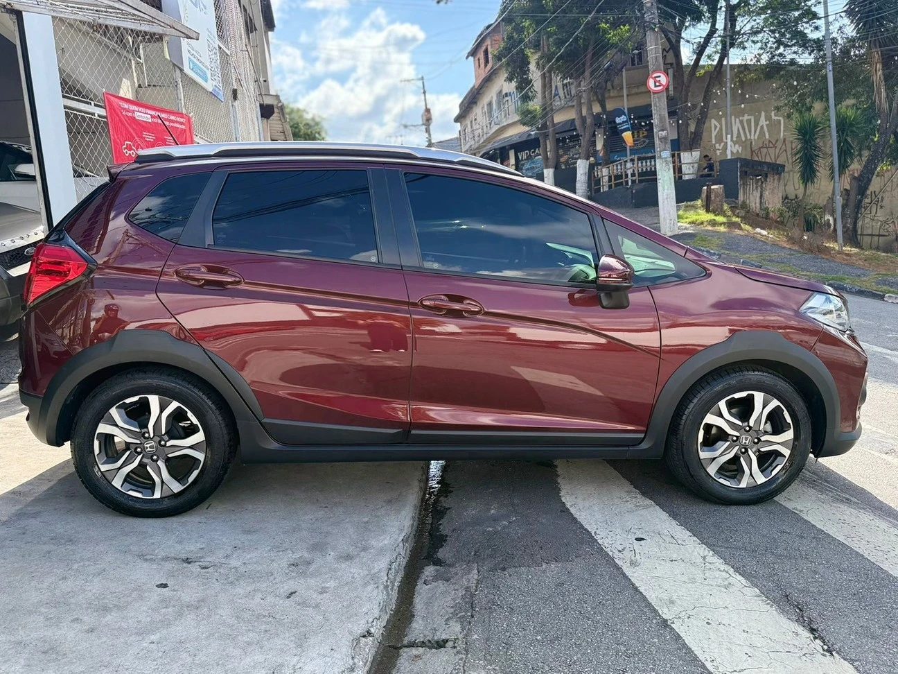 HONDA WR-V