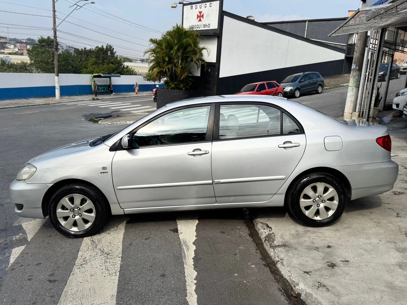 TOYOTA COROLLA