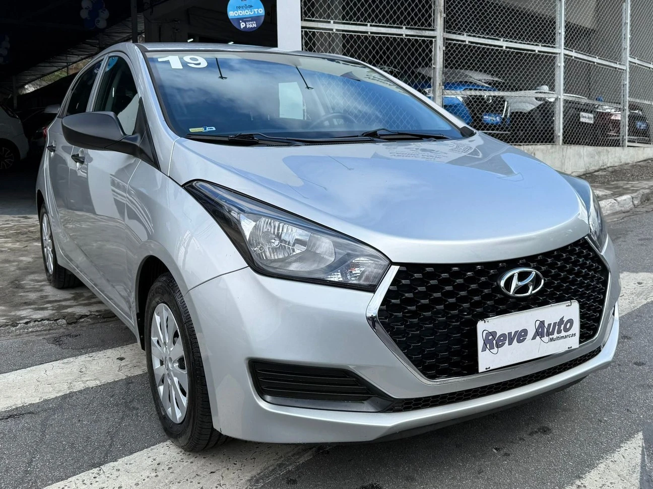 HYUNDAI HB20
