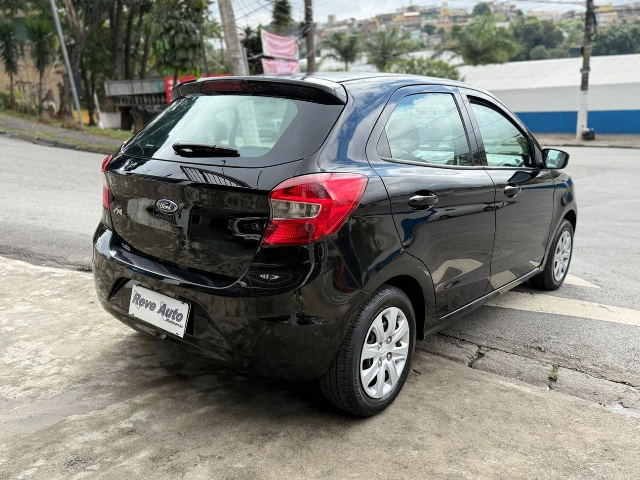 FORD KA
