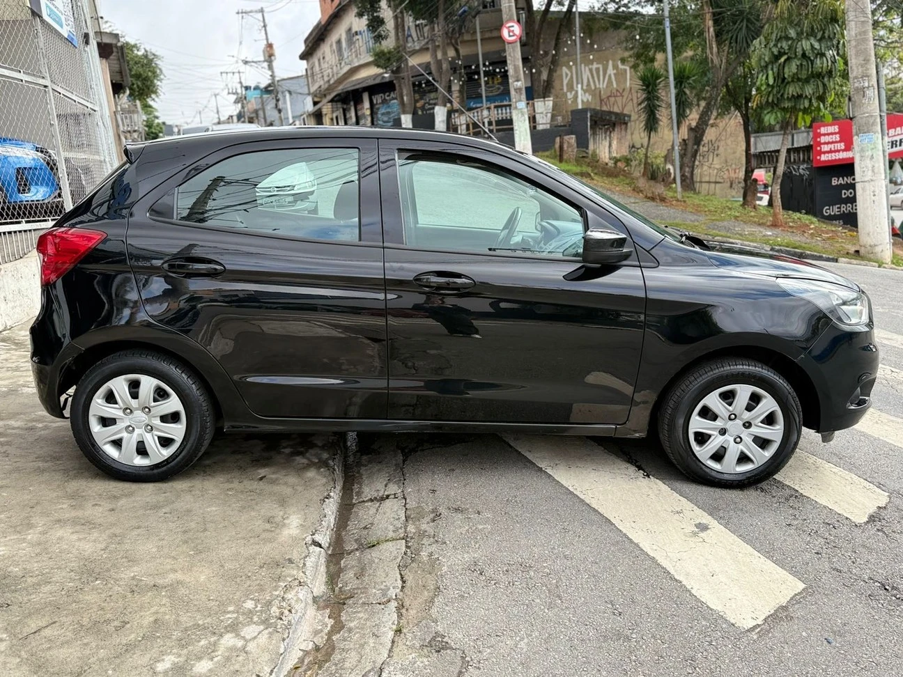 FORD KA