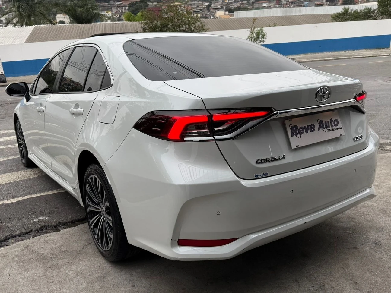 TOYOTA COROLLA
