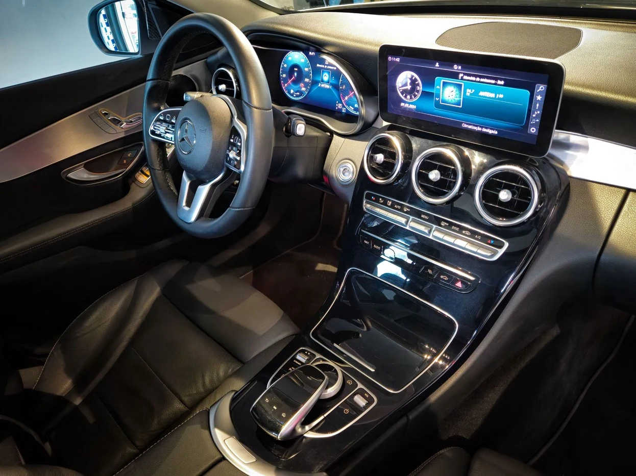 MERCEDES-BENZ C 200