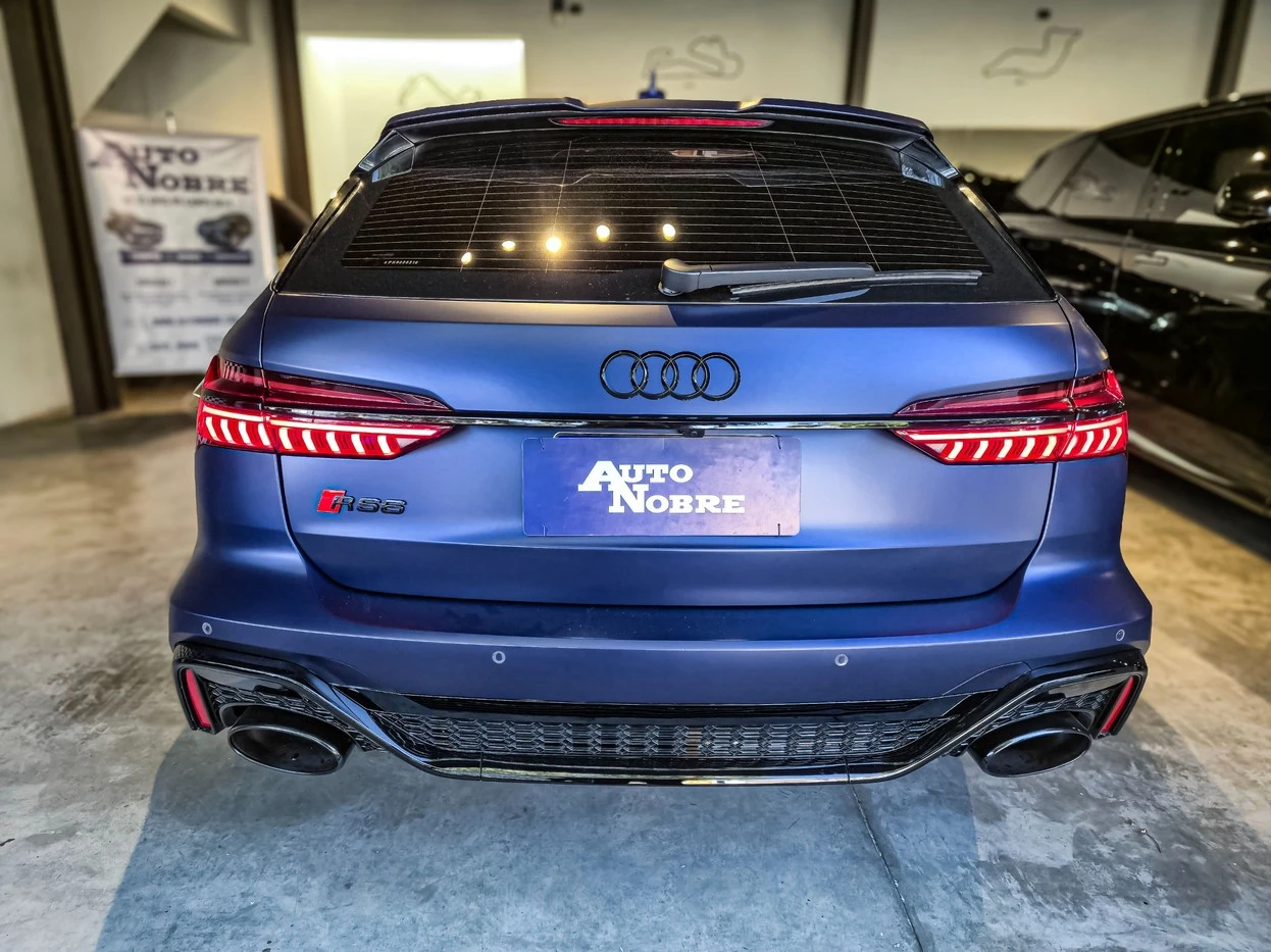 AUDI RS6