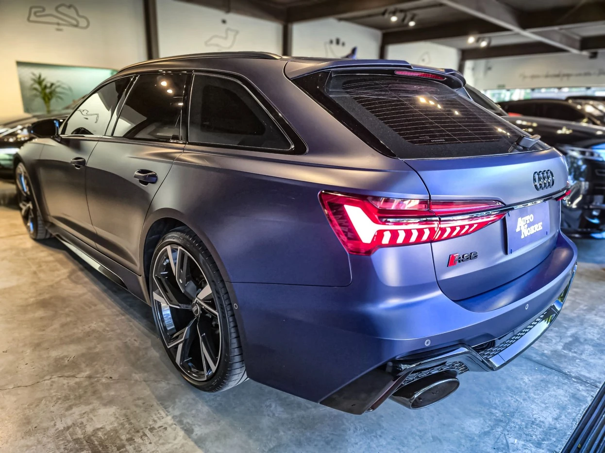 AUDI RS6