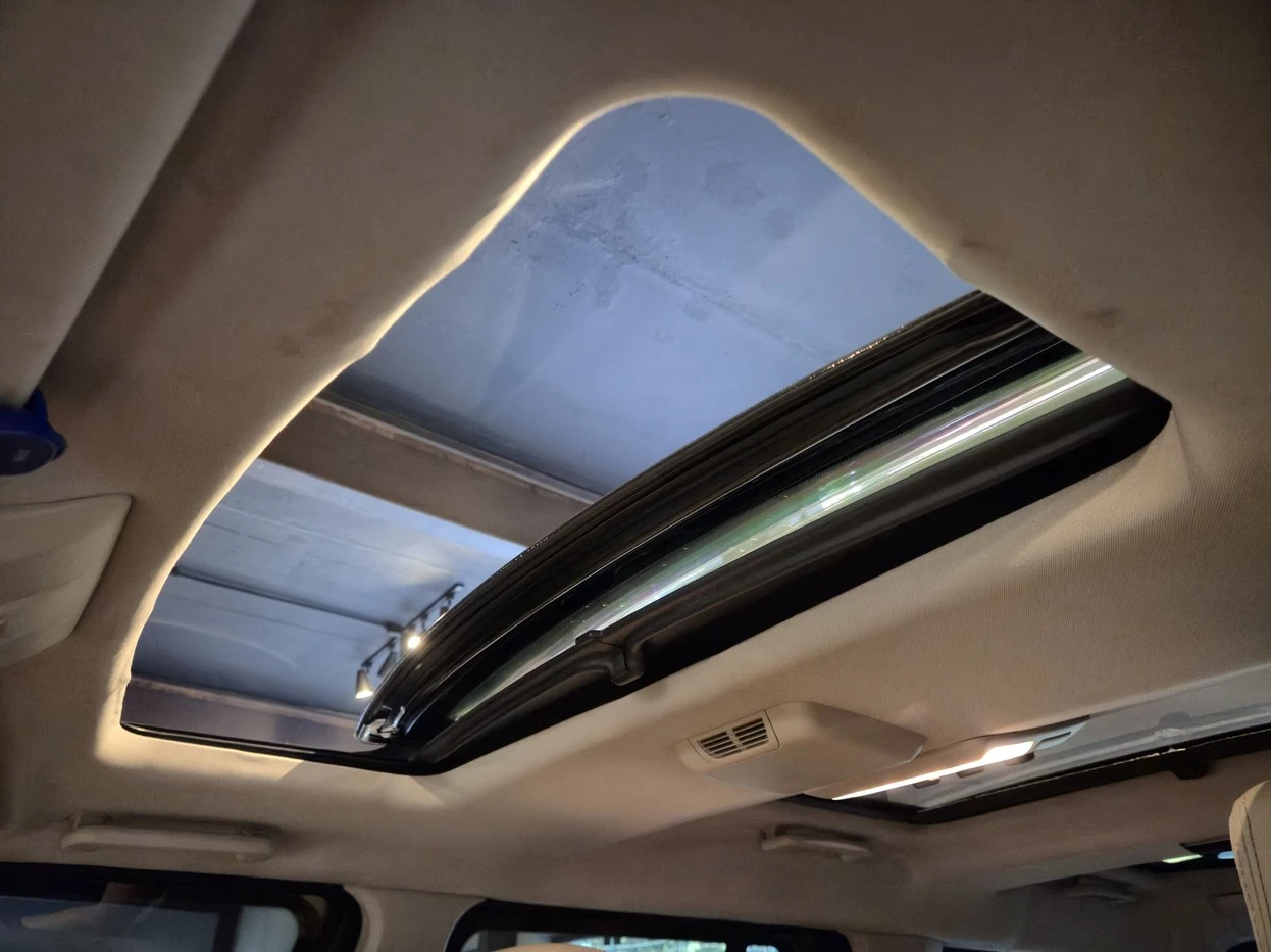 LAND ROVER DISCOVERY 4