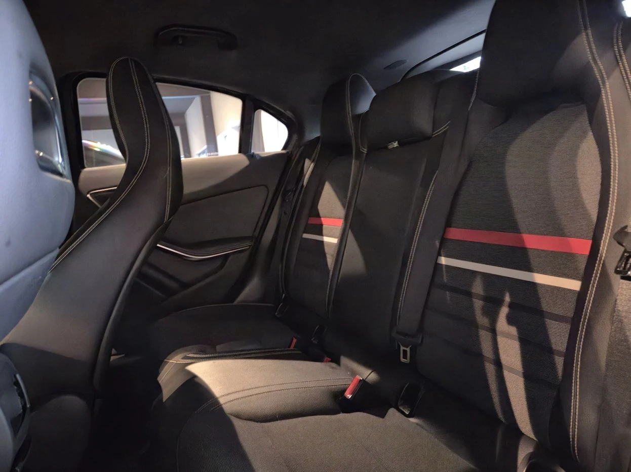 MERCEDES-BENZ A 200