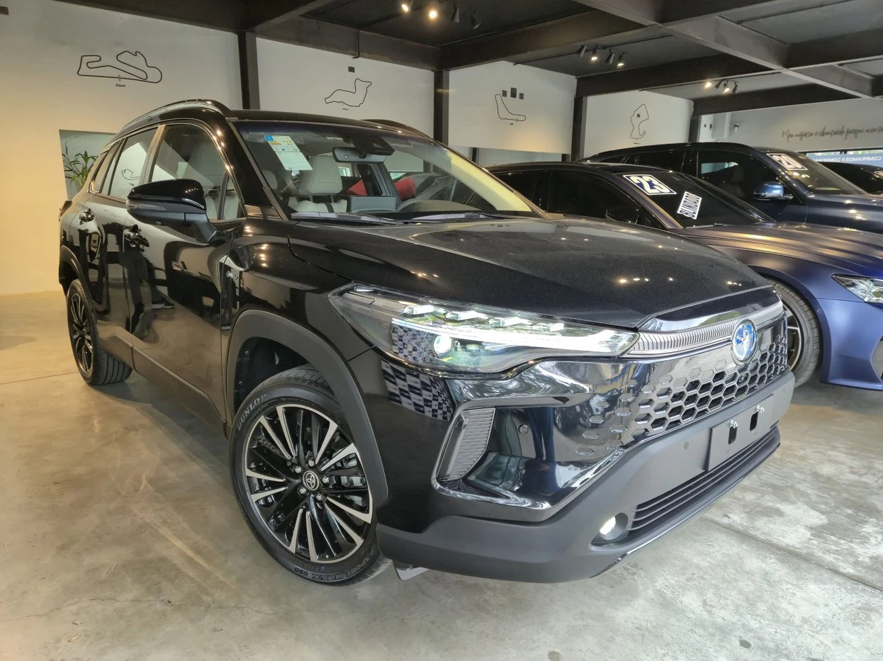 TOYOTA COROLLA CROSS