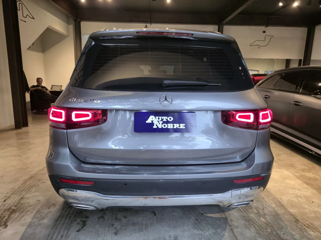 MERCEDES-BENZ GLB 200